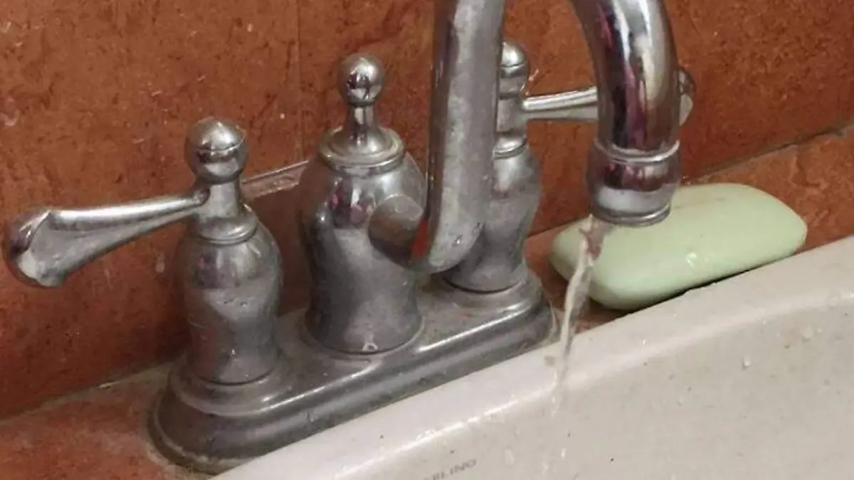 Agua potable regreso a clases escuelas Los Cabos